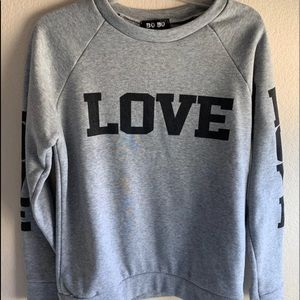 Grey sweatshirt